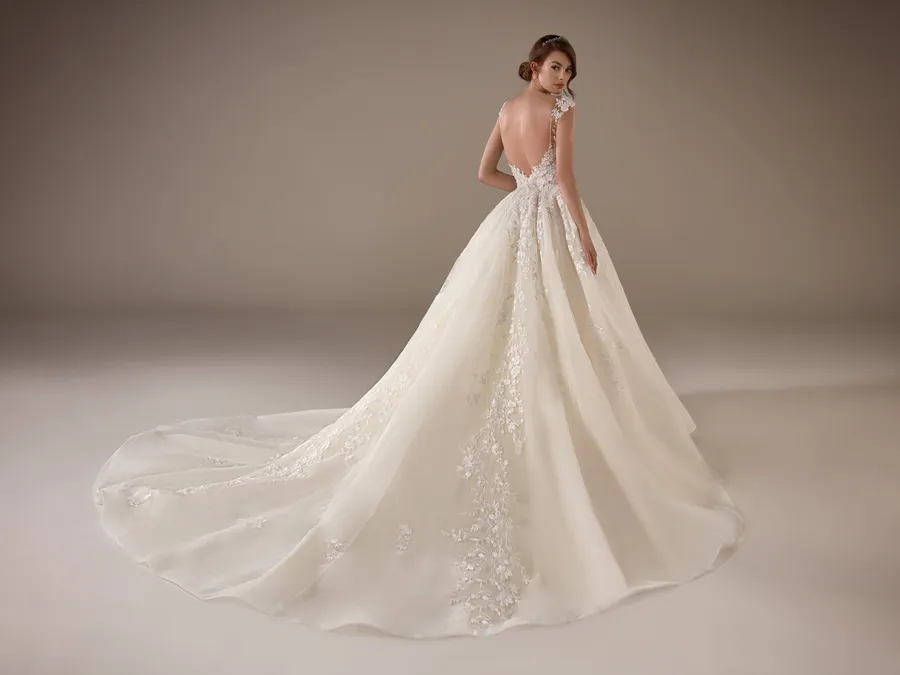 Pronovias