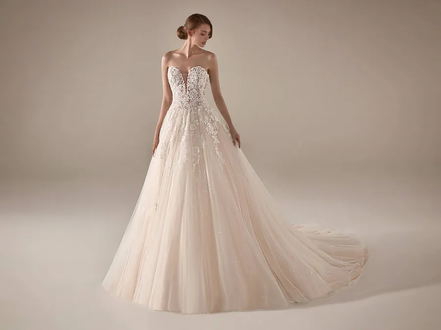 Pronovias