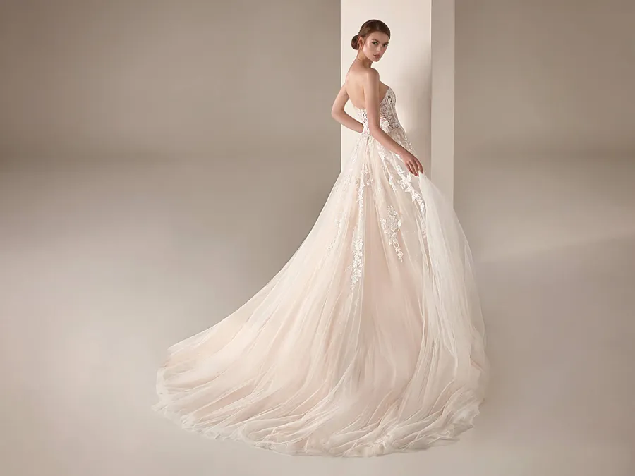 Pronovias