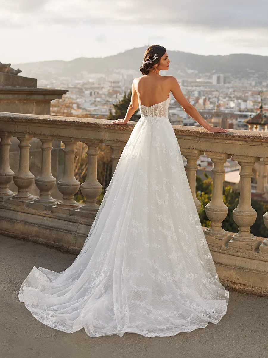 Pronovias