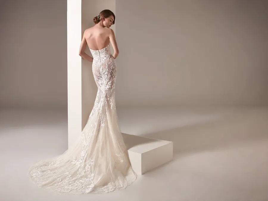 Pronovias